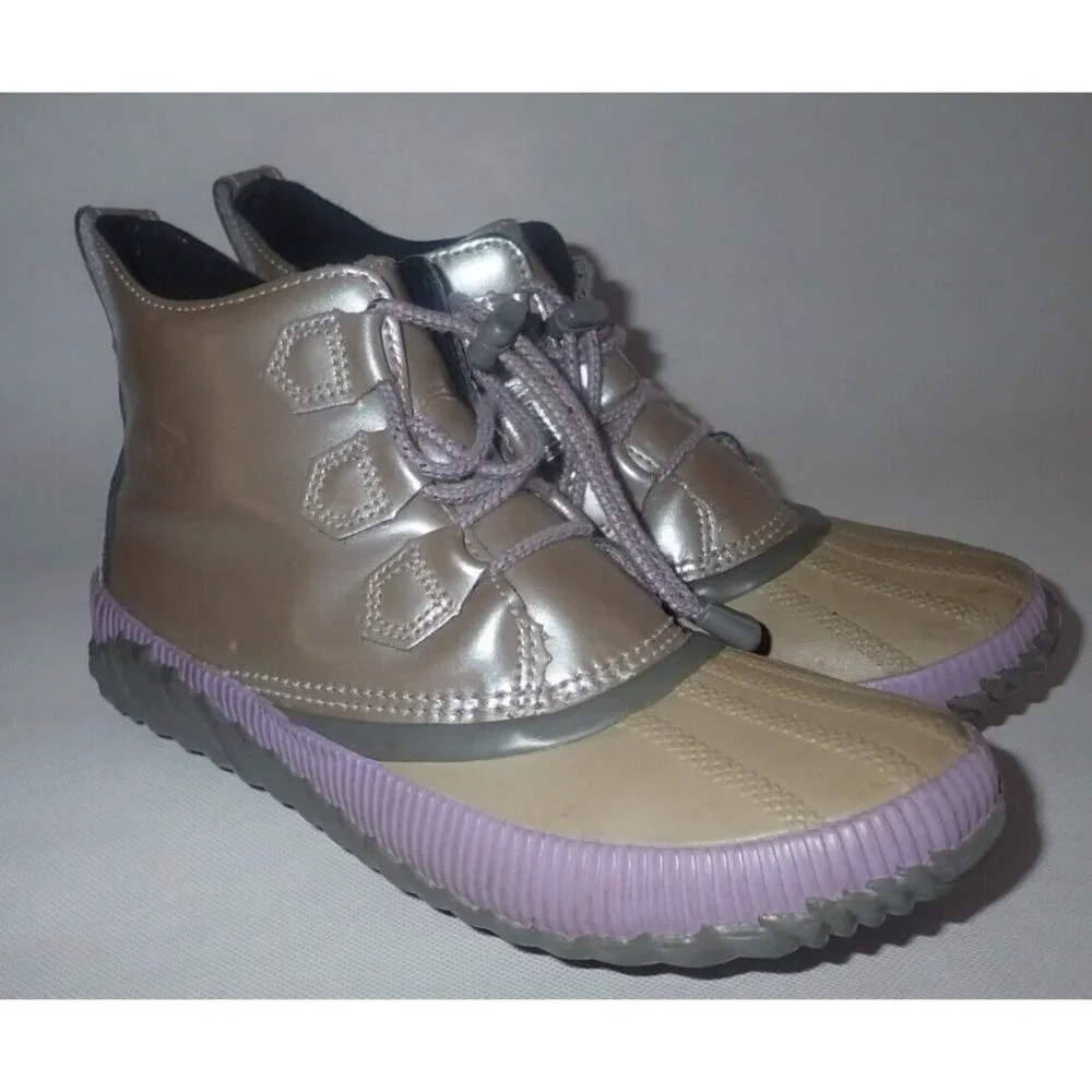 Sorel‎ out N About Plus Waterproof Winter Rain BOOTS Chrome Gray Size 6 Girl